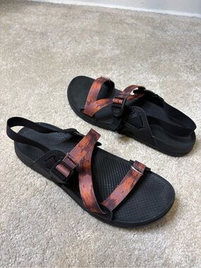 CHACO Women’s Black Sandal with Orange Patterned Straps- 9.5